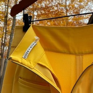 💛SOLD: Alice & Olivia Crop Wide-Leg Pants